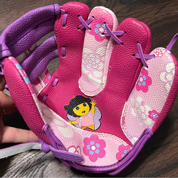 Dora The Explorer Youth Kid Girl Left Hand T-Ball Softball Glove 8" Franklin RHT - Picture 1 of 10